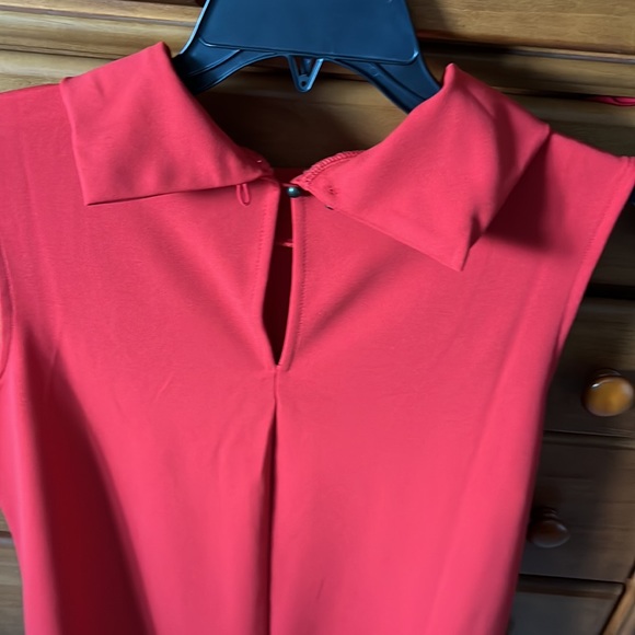 Banana Republic sleeveless dress. - Picture 2 of 5